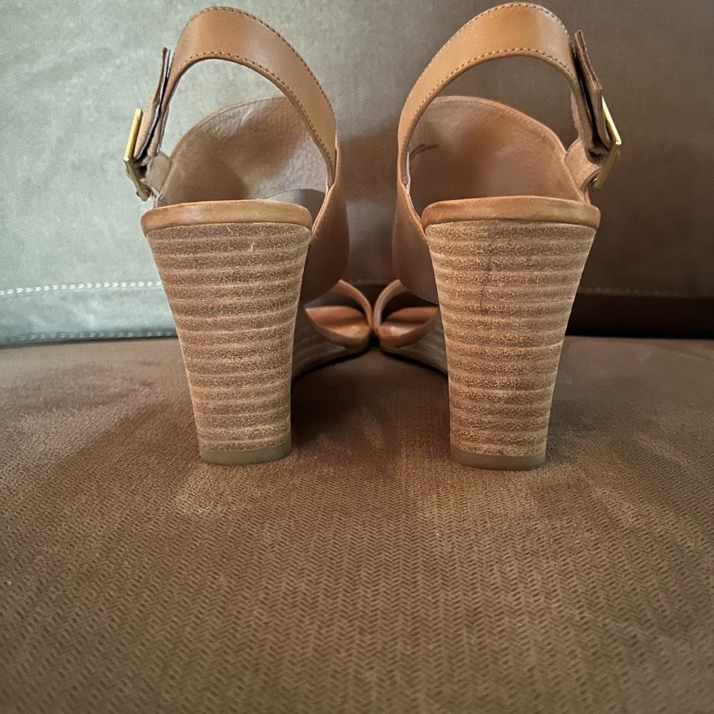 Halogen Astor Wedge Sandals - Picture 4 of 4